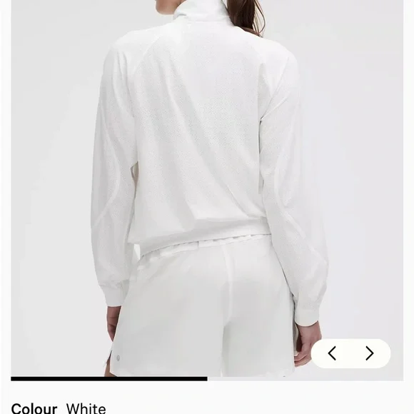 Lululemon: Women's Reversible Insulated
Windbreaker Jacket - Picture 3 of 16